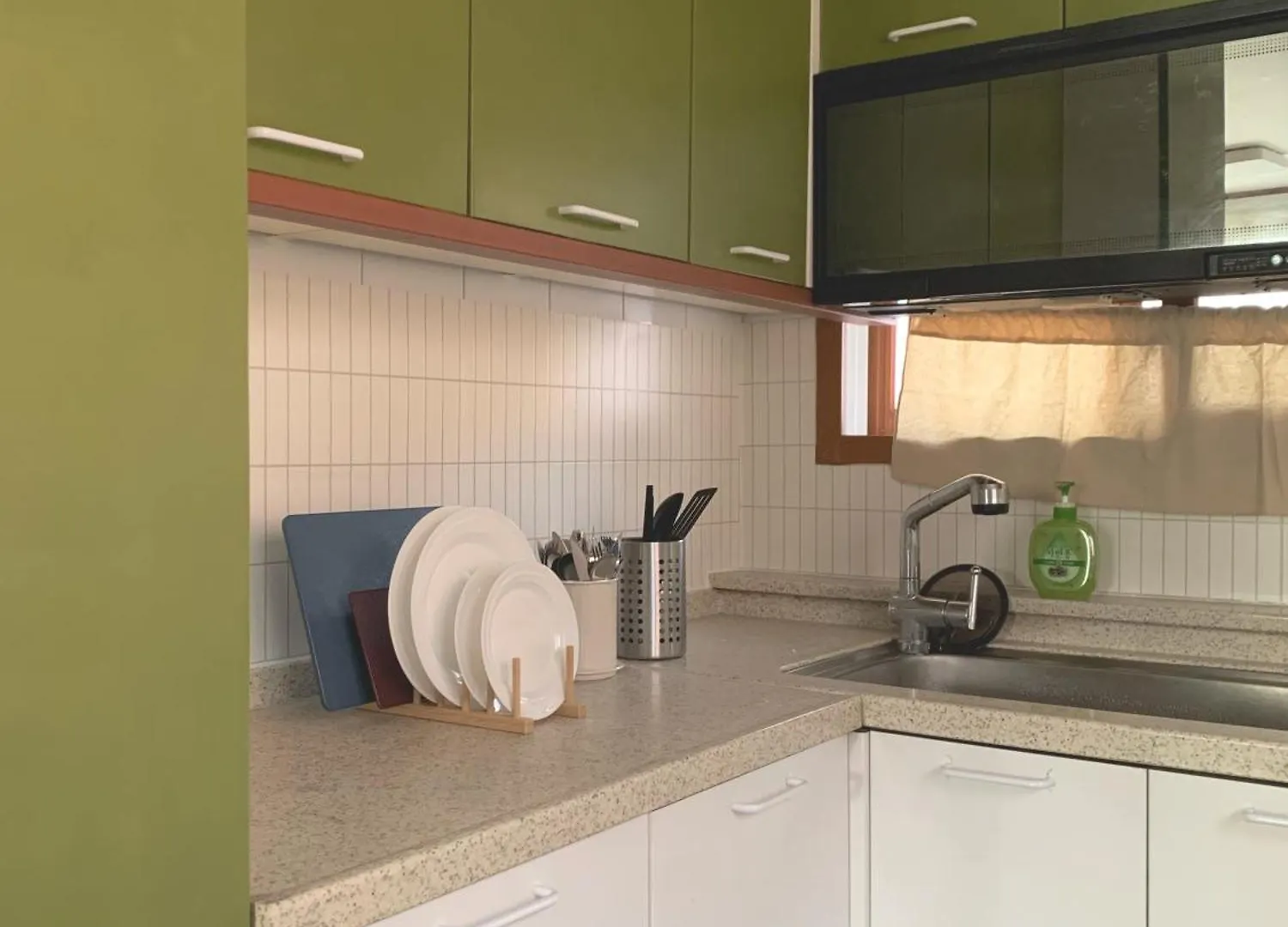 Seoul Center Detached House, Re Stay 0*,